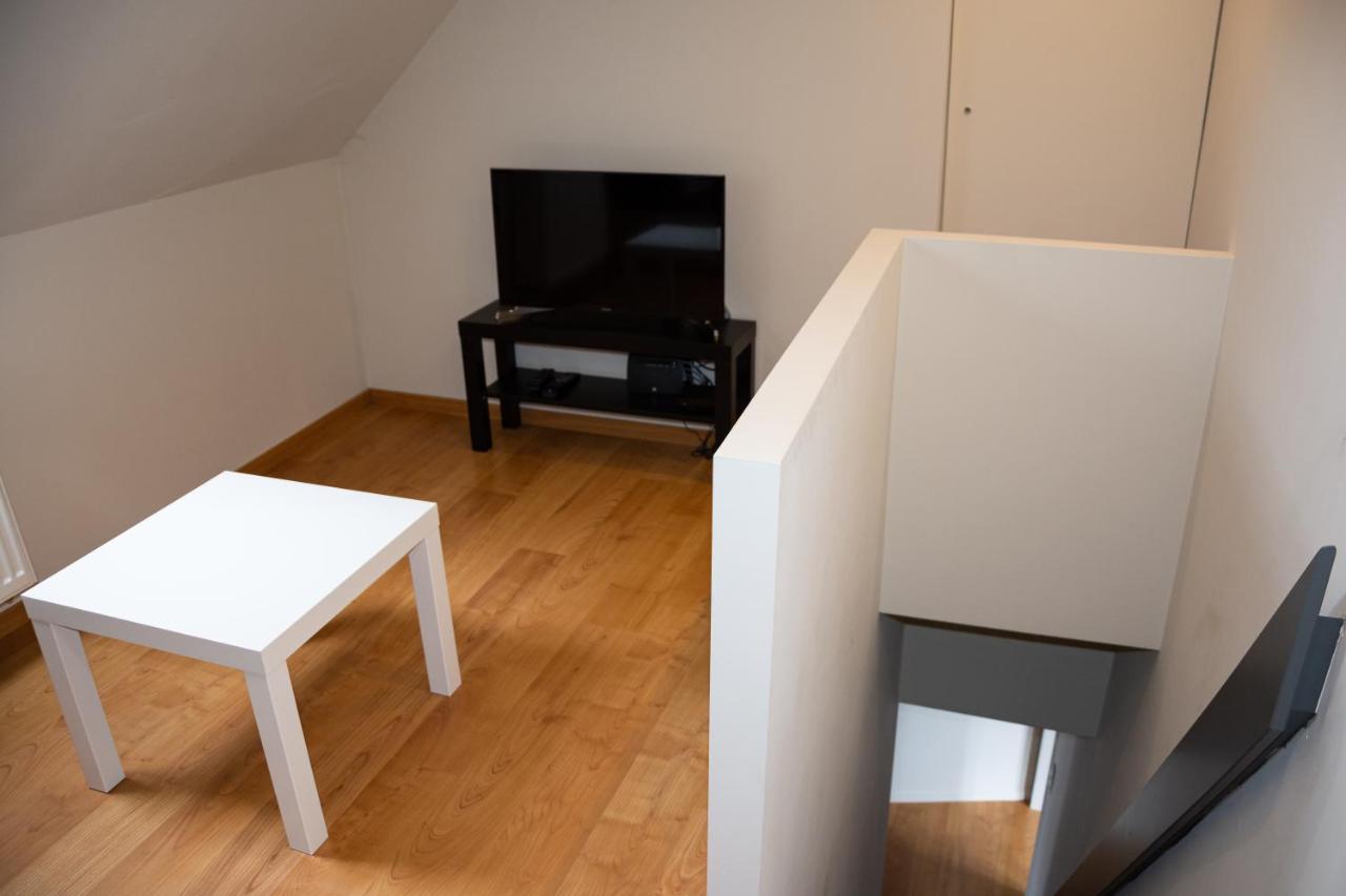 Het Kanaalhuis Kortrijk Exteriör bild